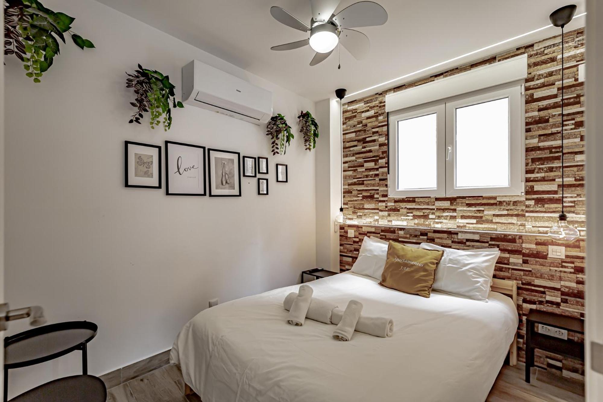 Apartamentos Santiago Cordero Madrid Buitenkant foto